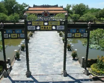 GRAND VIETNAM
